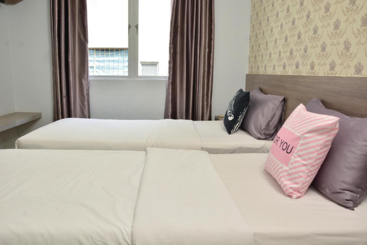 Duta Hotel Kuala Lumpur Exterior photo